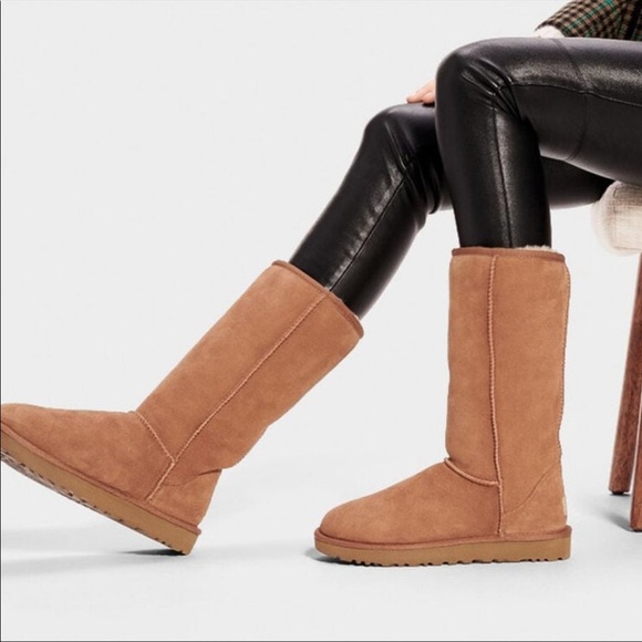 Ugg tall women’s boots size US9 - Picture 2 of 8